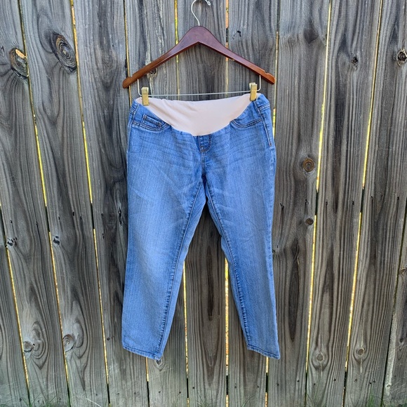 Indigo Blue maternity cropped jeans - Picture 1 of 3